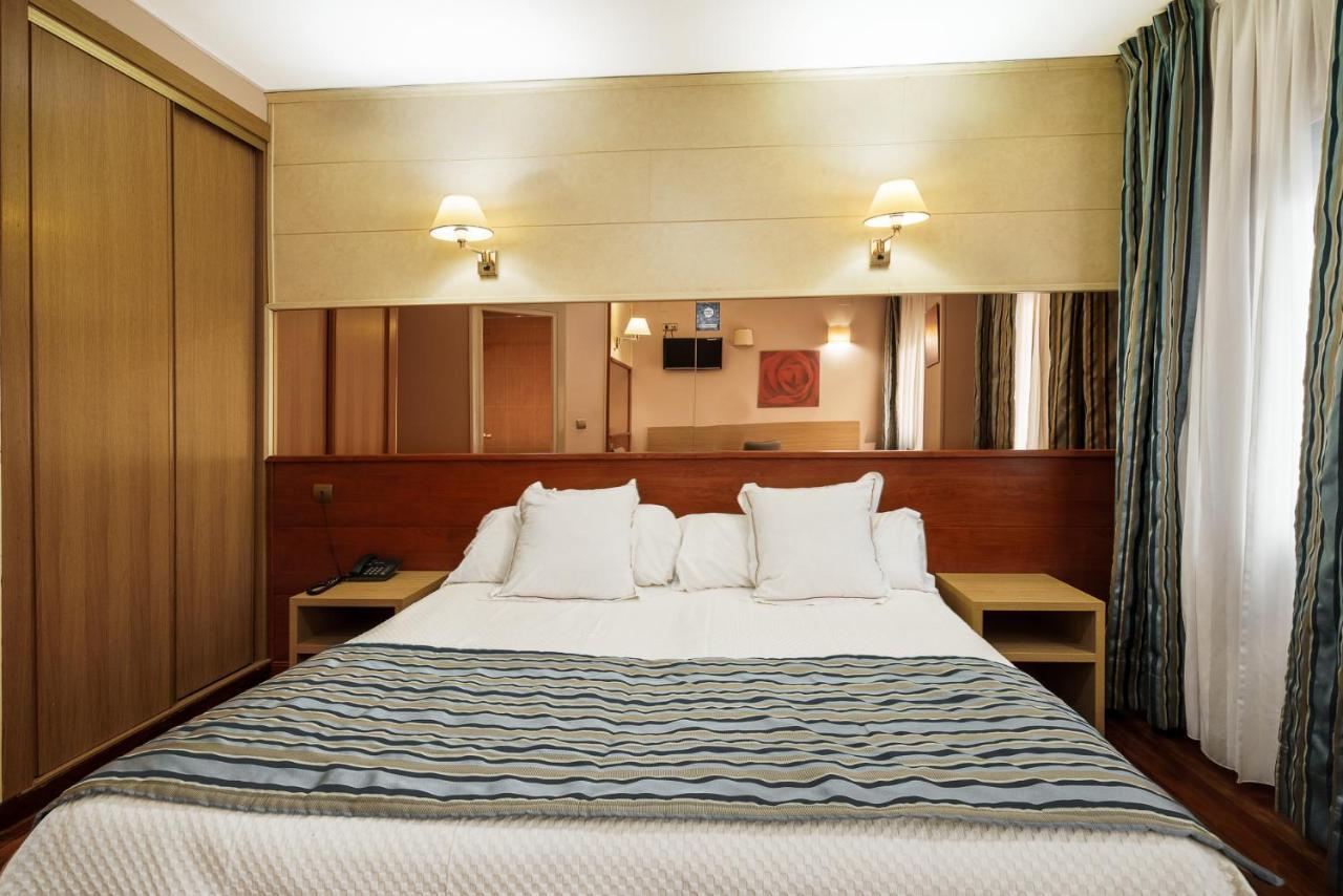 Hotel Regio 토렐라베가 외부 사진