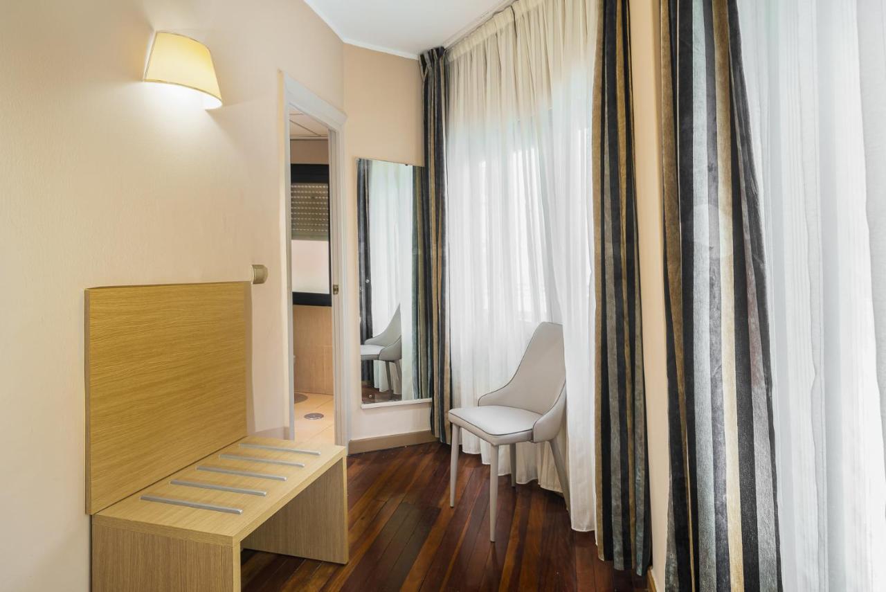 Hotel Regio 토렐라베가 외부 사진