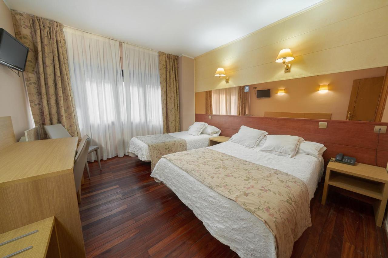 Hotel Regio 토렐라베가 외부 사진