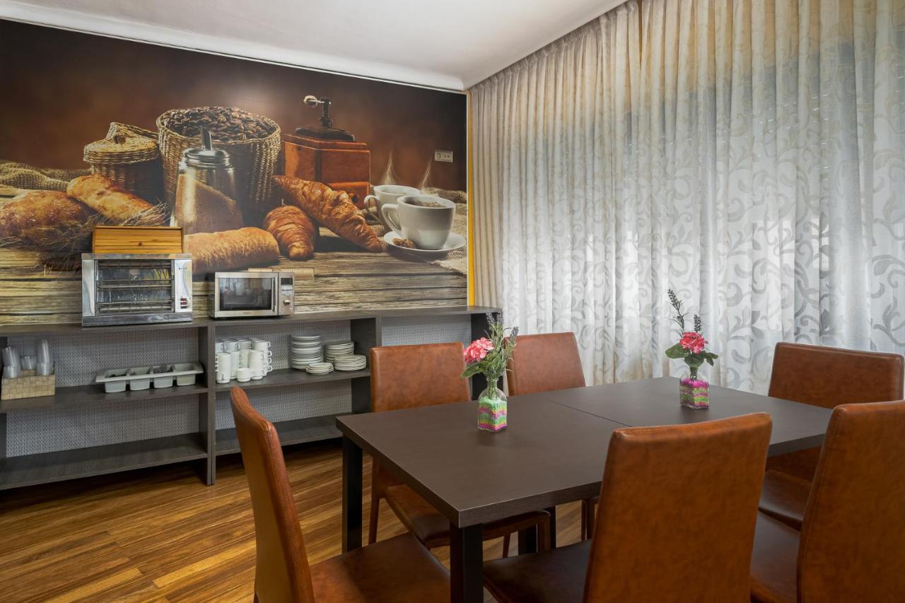 Hotel Regio 토렐라베가 외부 사진