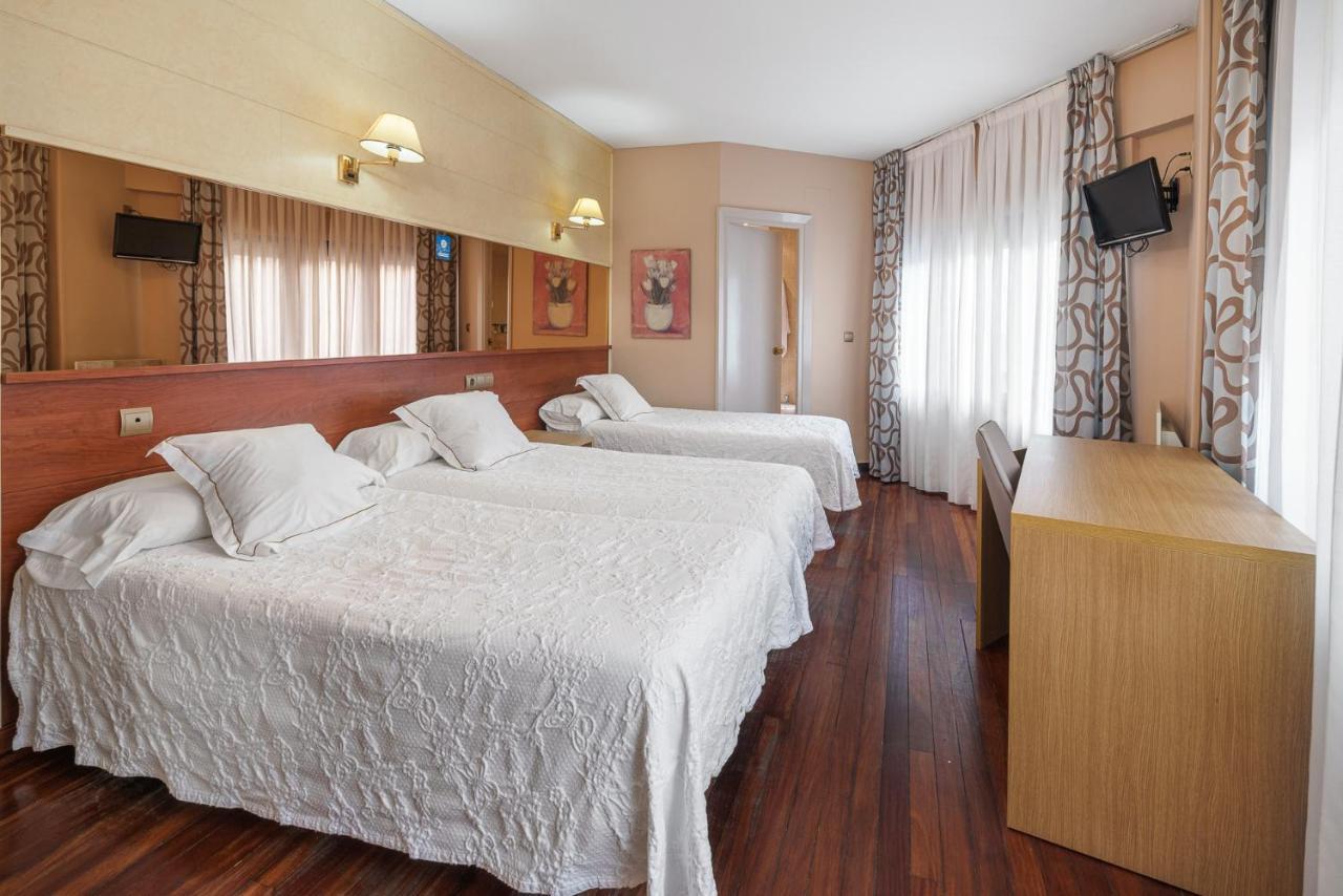Hotel Regio 토렐라베가 외부 사진